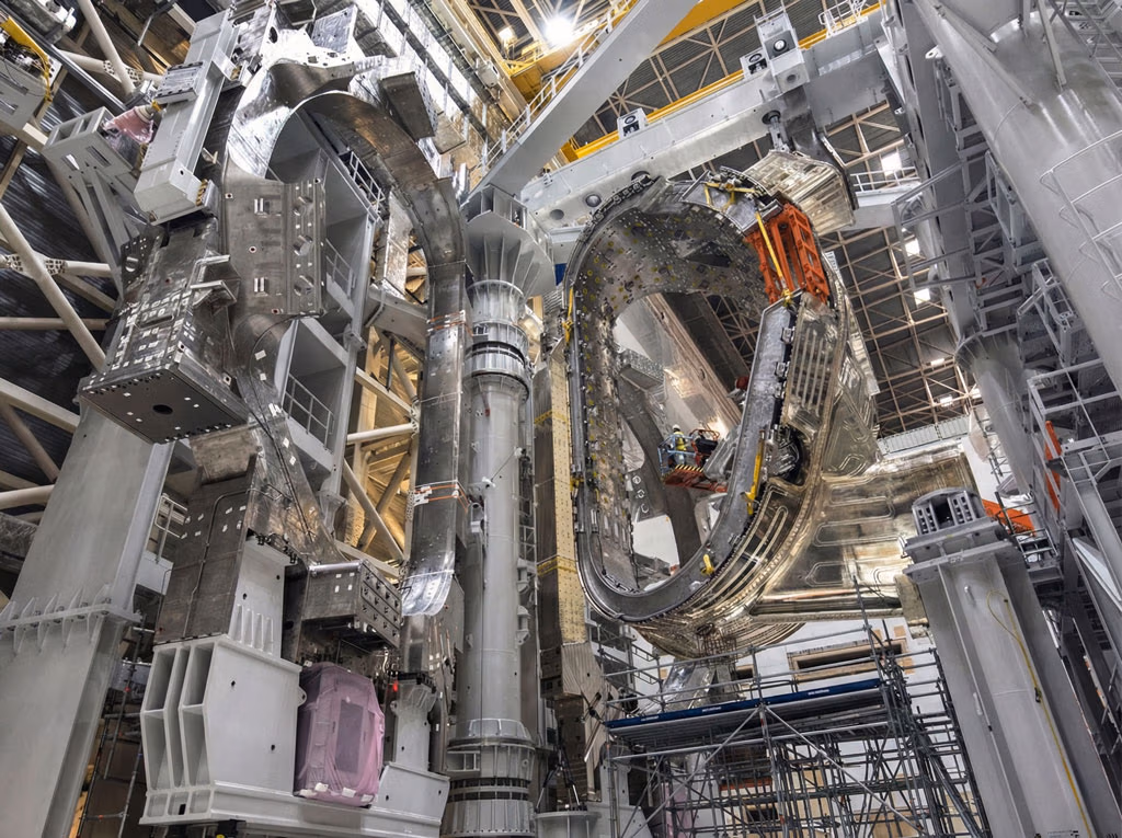 Cintrage Tube Nucléaire Fusion - ITER