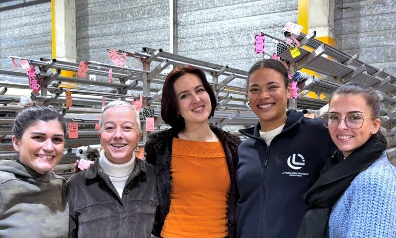 Présentation employées Lyon Cintrage